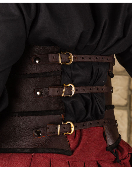 Corps de poitrine médiéval en cuir...