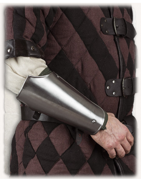 Bracelets métalliques médiévaux...