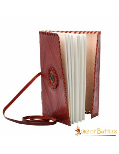 Journal médiéval avec couverture en cuir et pierre,... 2