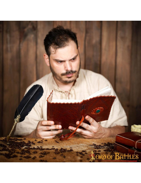 Journal médiéval avec couverture en...