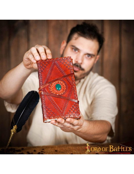 Journal médiéval avec couverture en...