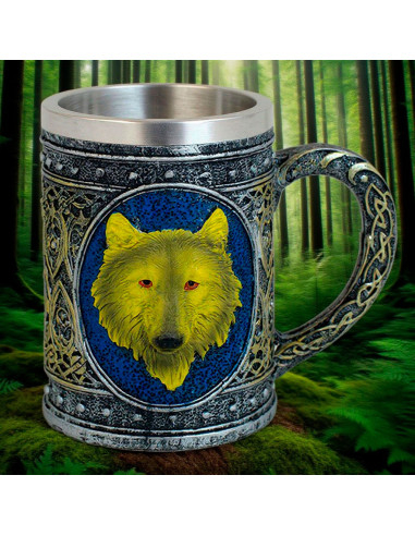 Tasse médiévale ornementale en résine motif loup