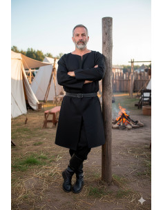 Tunique médiévale Dakan en noir 2