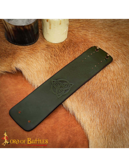 Bracelet médiéval en cuir avec motif...