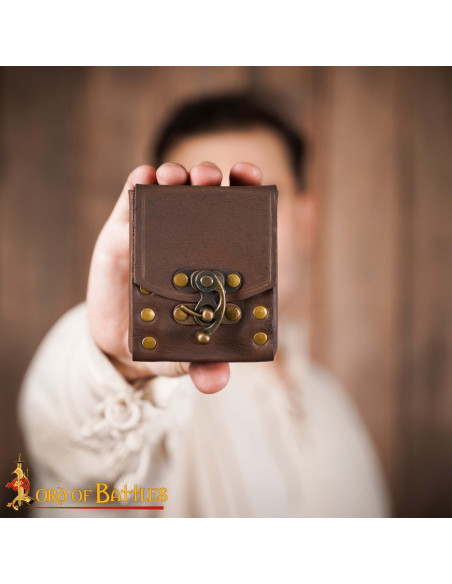 Petite pochette en cuir pour...