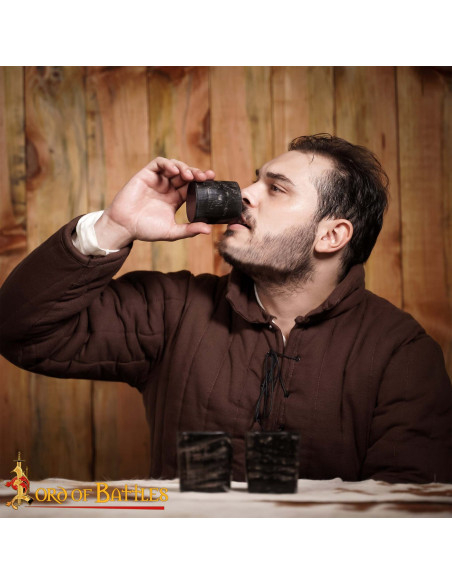 Set de 6 verres médiévaux en corne de...