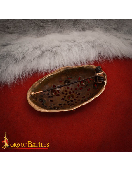 Broche viking oval du IXe siècle en...