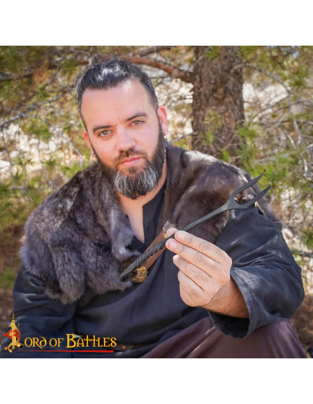 Fourche viking en fer forgé faite à...