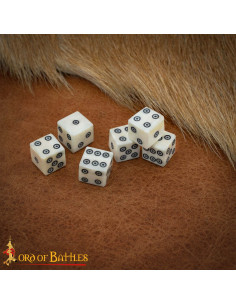 Jeu de 6 dés romains en os (11 mm).