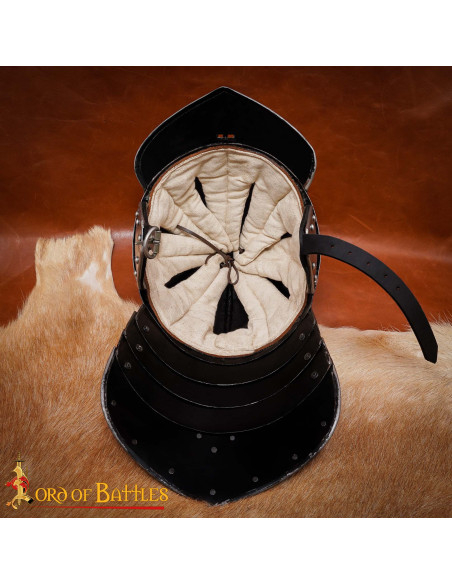 Casque médiéval Zischägge queue de...