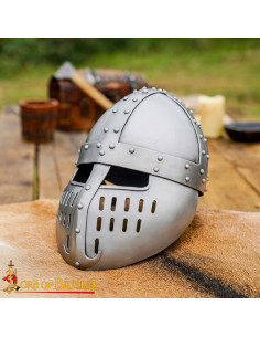 Casque Spangenhelm de chevalier normand, XIIe-XIIIe...