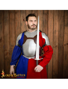 Cuirasse de chevalier médiéval en acier et cuir