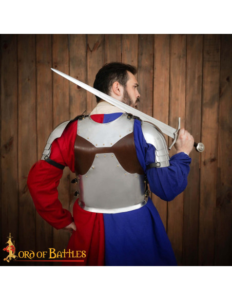 Cuirasse de chevalier médiéval en...
