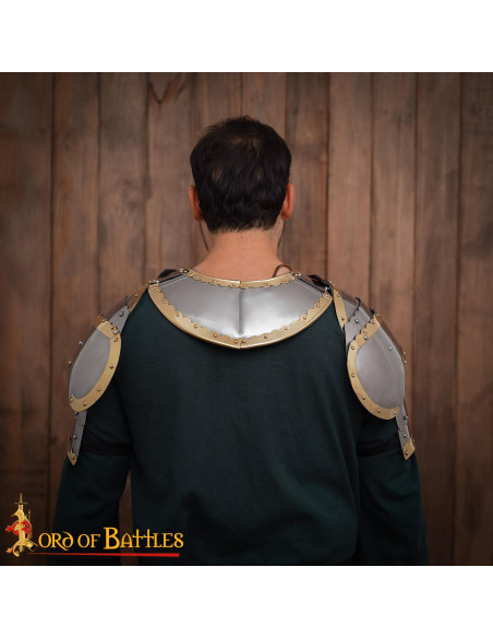 Épaulières médiévales en acier avec...