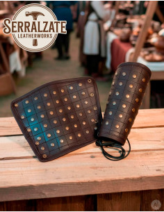 Bracelets médiévaux renforcés Evan en marron