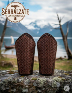 Garde-boue vikings en cuir marron à écailles