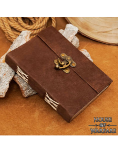 Journal médiéval avec une couverture en cuir marron fait... 2