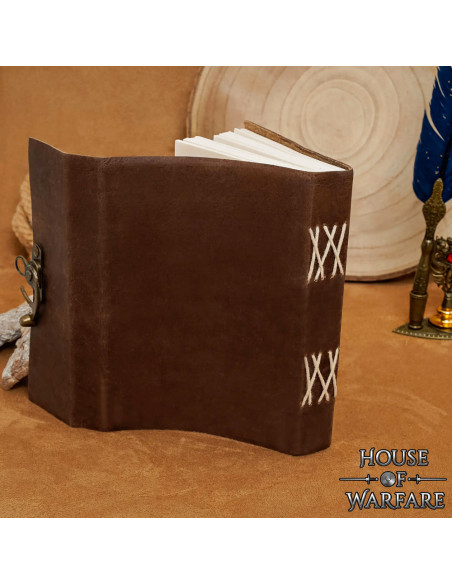 Journal médiéval avec une couverture...