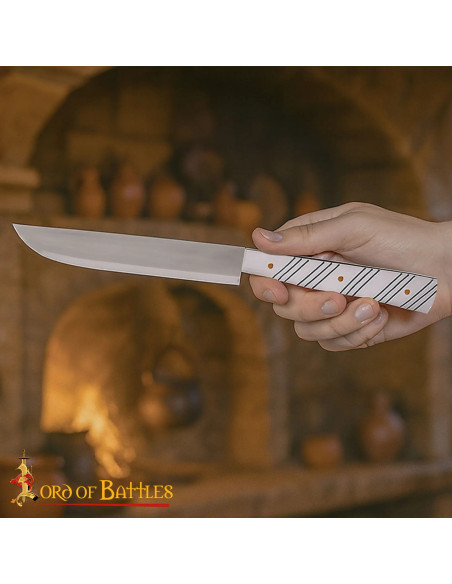 Couteau de cuisine médiéval avec... Couteau de cuisine médiéval avec...