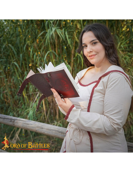 Journal médiéval à couverture en...