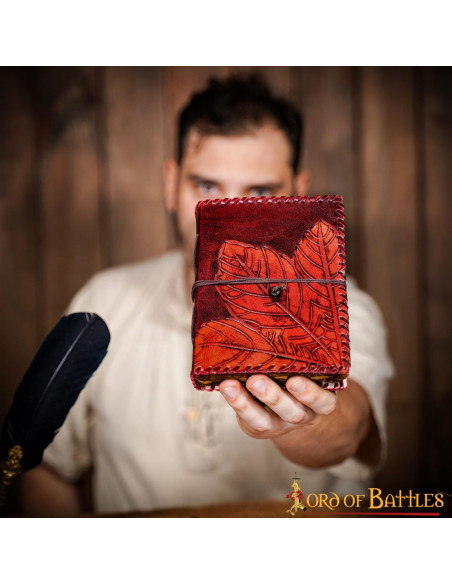 Journal médiéval à couverture en...