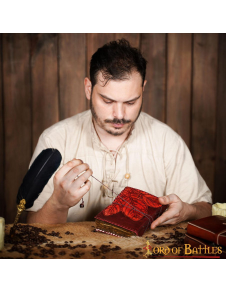 Journal médiéval à couverture en...