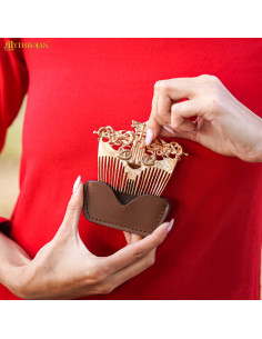 Peigne viking en bronze avec étui en cuir, finition... 2