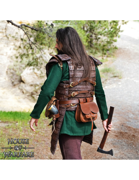 Sac à main médiéval en cuir marron...