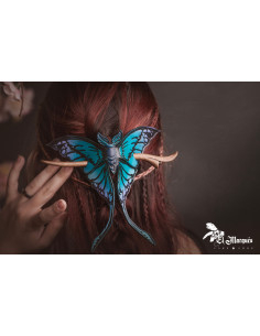Barrette en cuir bleu nuit avec motif de papillon de lune