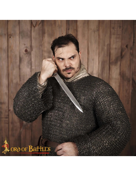 Rondel médiéval : poignée en bois et...