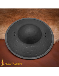 Broquel médiéval en acier noirci, poignée en bois