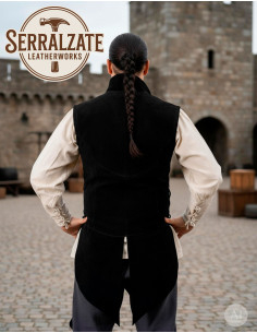 Gilet médiéval ajustable Arturo en daim noir 2