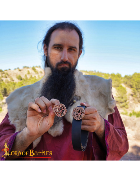 Ceinture médiévale en cuir avec...