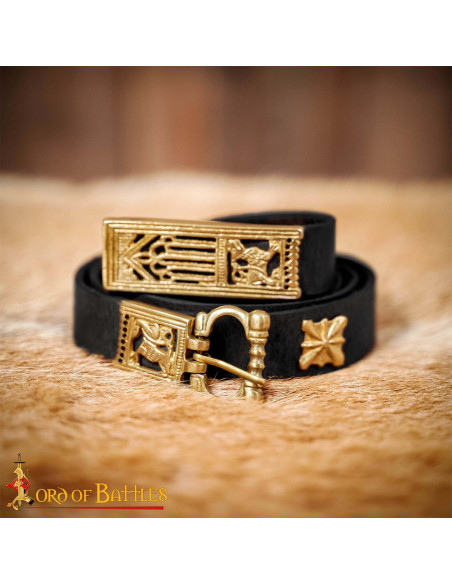 Ceinture médiévale en cuir noir avec...