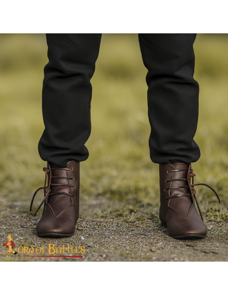 Bottines médiévales en cuir marron...