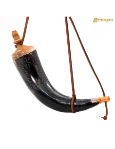 Écope médiévale en véritable corne noire avec sangle (36 cm) 2