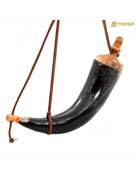 Écope médiévale en véritable corne...