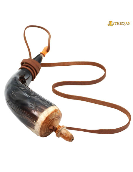 Écope médiévale en véritable corne...