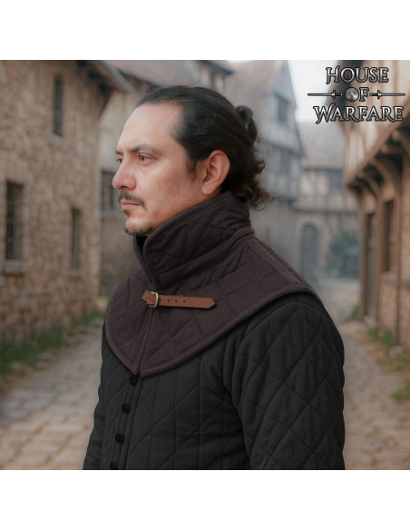 Gorgerin médiéval rembourré avec...