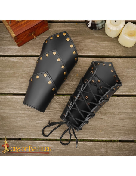 Bracelets médiévaux en cuir noir,...