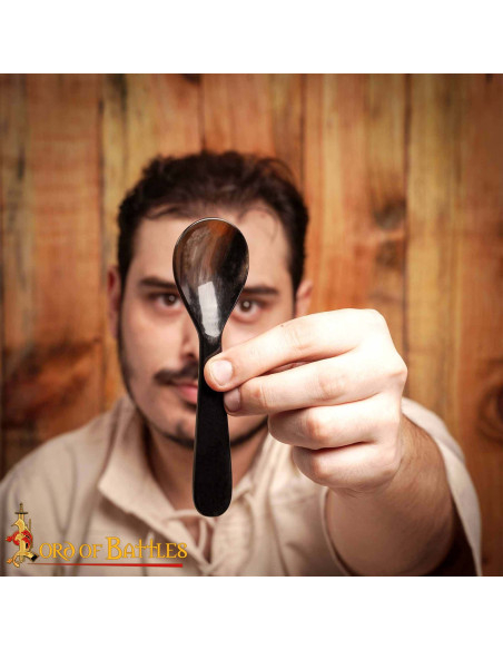 Cuillère médiévale en corne naturelle