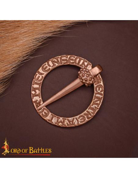 Broche médiéval nordique en forme...