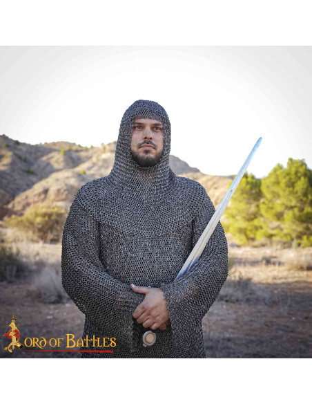 Cotte de mailles en acier doux riveté...