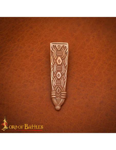 Pointe de ceinture viking avec design...