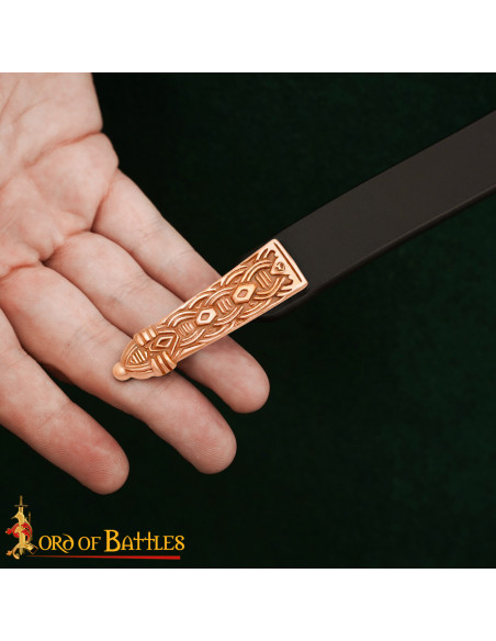 Pointe de ceinture viking avec design...