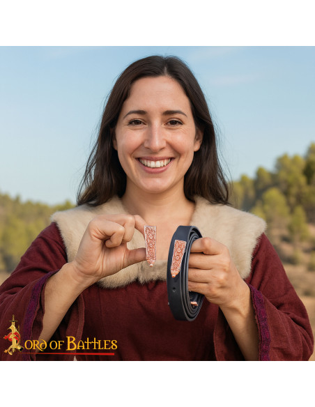 Pointe de ceinture viking avec design...