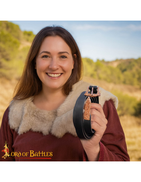 Pointe de ceinture viking avec design...