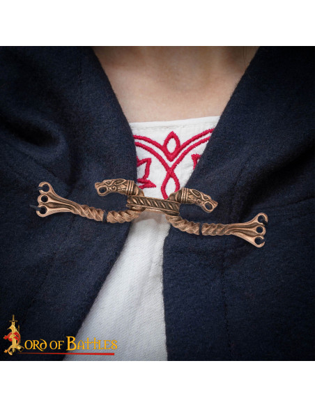 Fermeture de cape celtique en bronze...