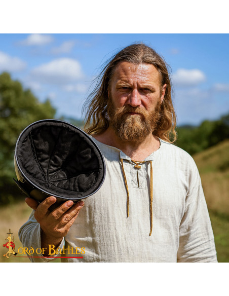 Béret médiéval rembourré en coton noir
