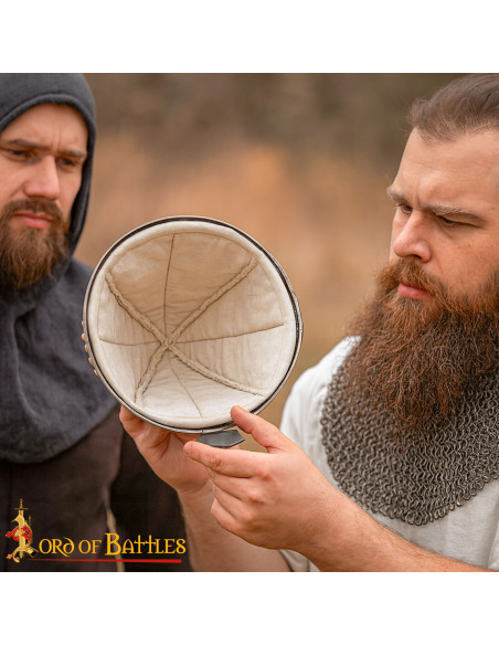 Coiffe médiévale matelassée en coton...